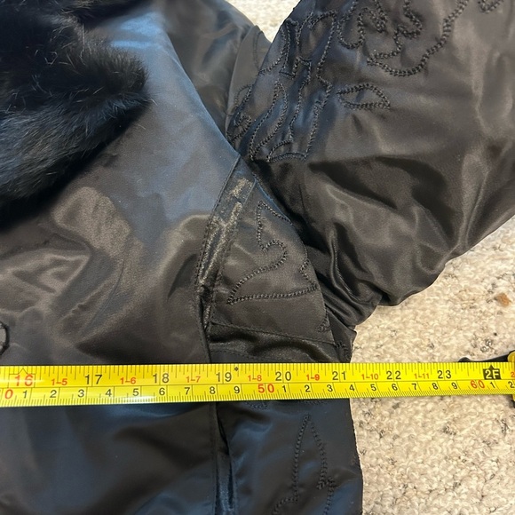 Ebene by Patrick Assuline Rabbit Fur trim pattern trench size 10 Excellent cond - Picture 10 of 16